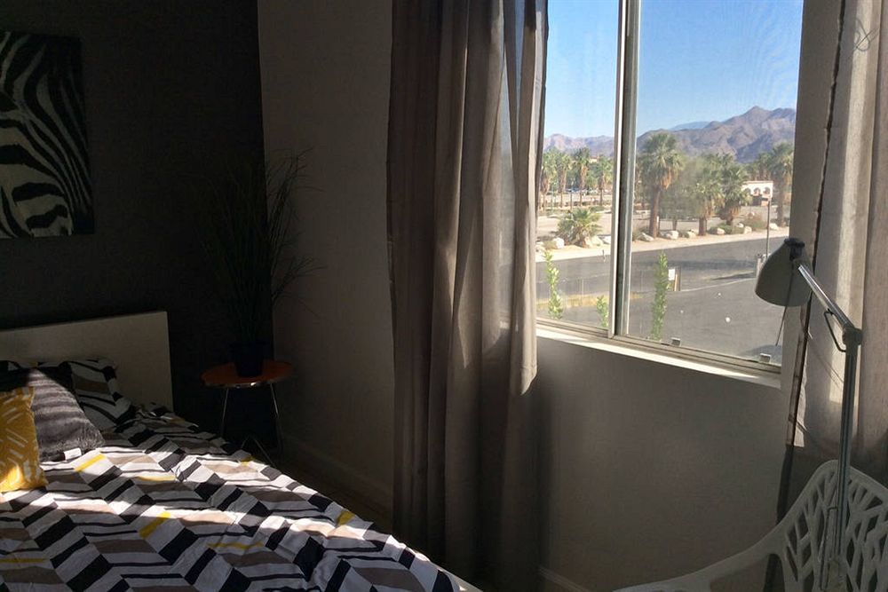 Modern Downtown Condo Palm Springs Exteriör bild